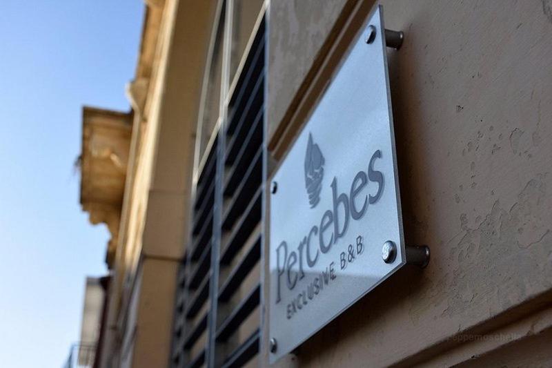 Percebes Exclusive B&B Cutrofiano Exterior photo